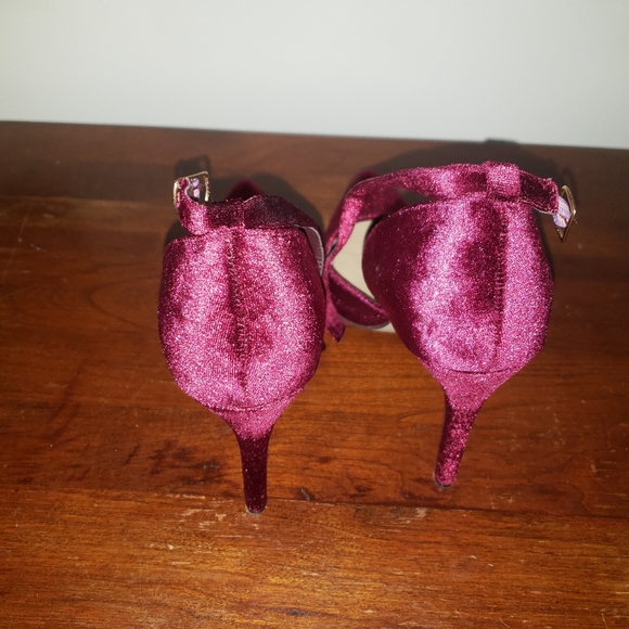 Wanda pumps in Burgundy - Picture 4 of 8